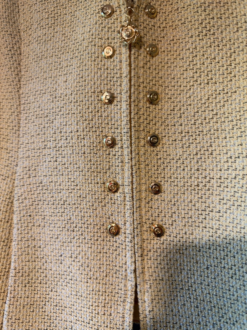 St. John Collection Jacket - Picture 3 of 6